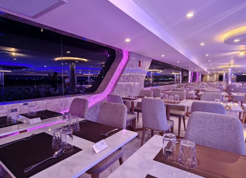 ラグジュアリーホワイト